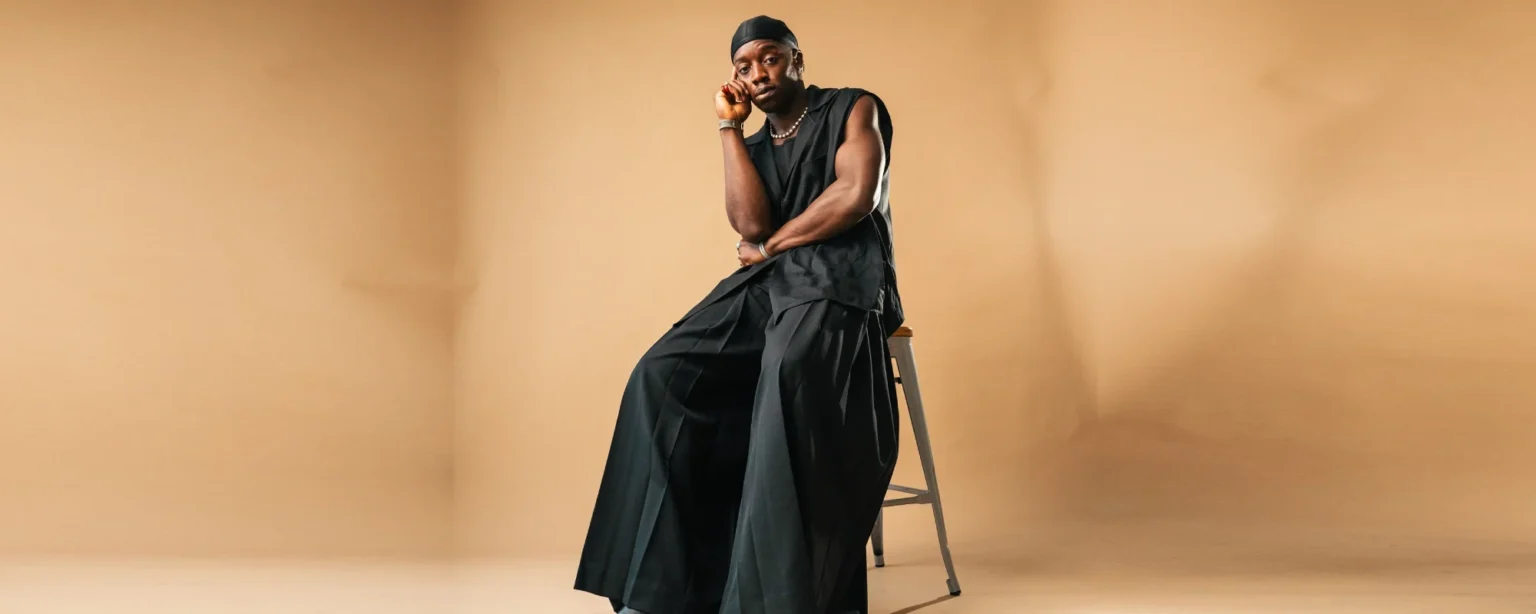Hakama Pants: The Perfect Blend of Japanese Tradition and Modern Wide-Leg Fashion